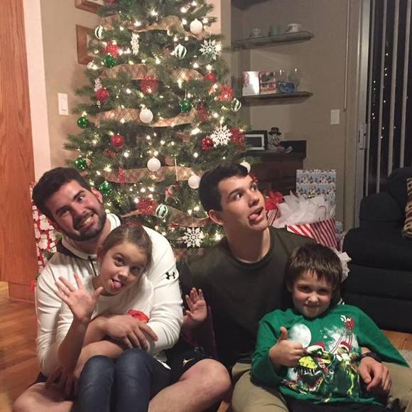 Meet your Posher, Isaac - Picture 1 of 1